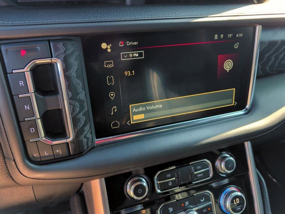 Used 2023 Sterling Metallic GMC Denali image 25