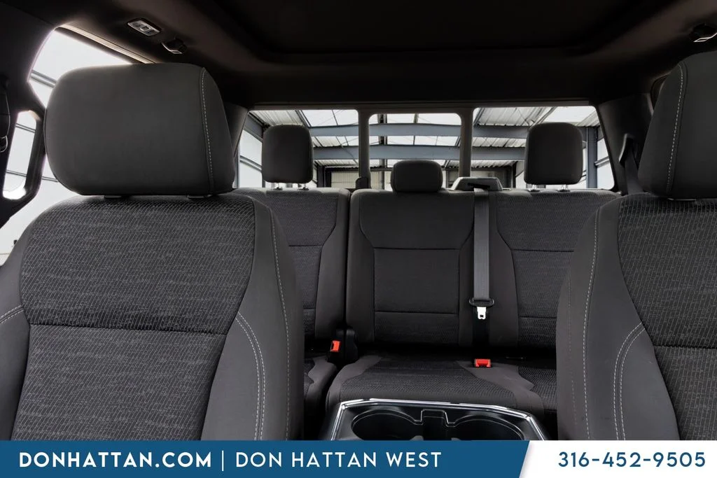 Used 2023 Silver Ford XLT image 15