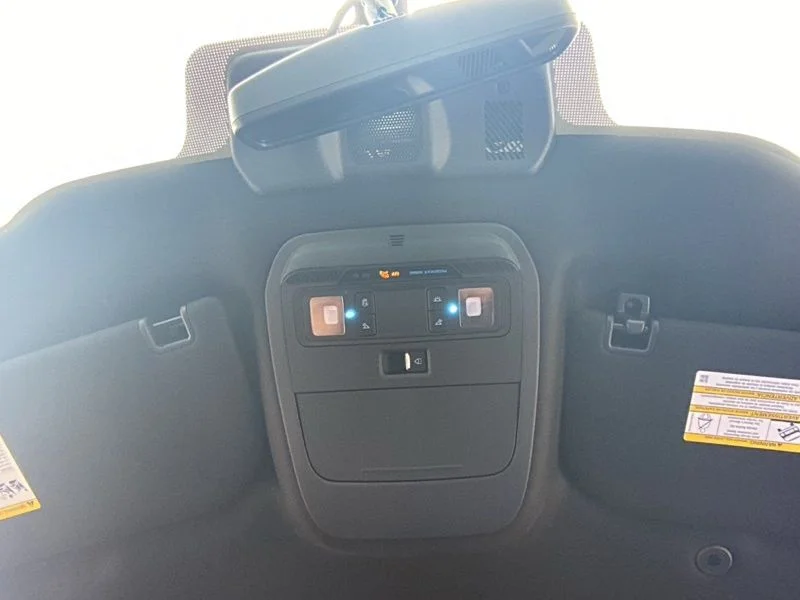 New 2026 Carbonized Gray Metallic Ford XLT image 30