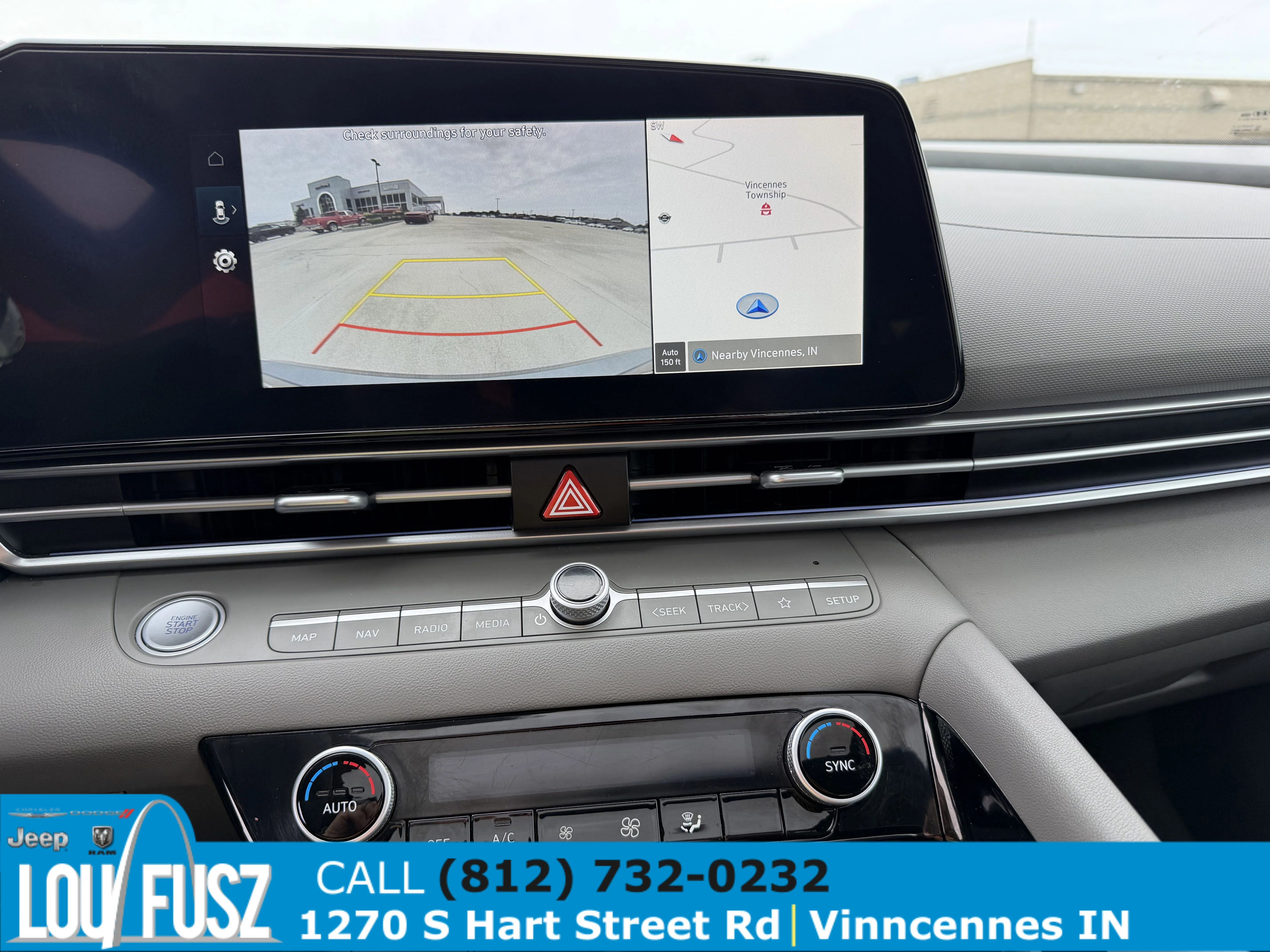 Used 2025 Amazon Gray Hyundai SEL Convenience image 23