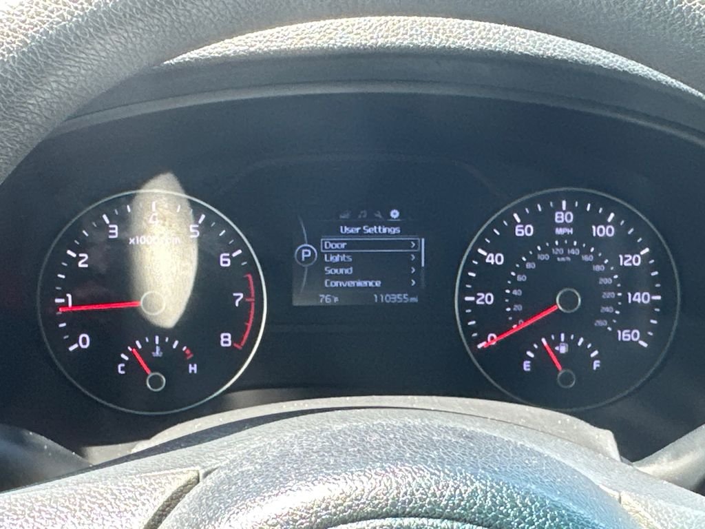 Used 2019 Red Kia LX image 26