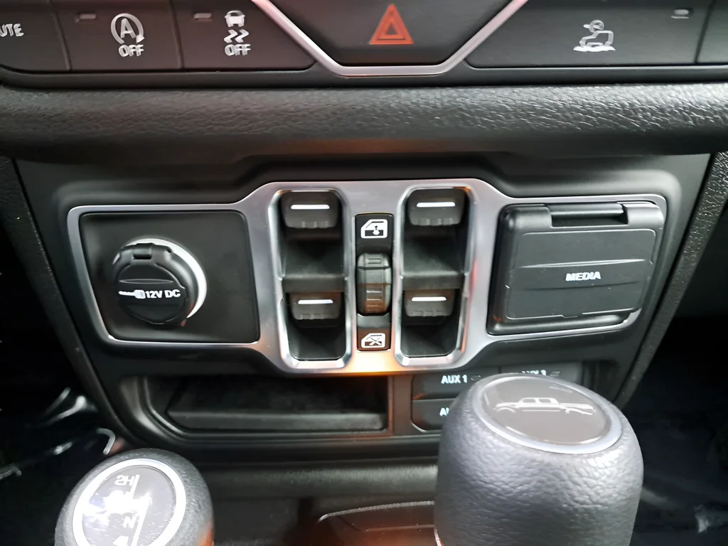 New 2026 Purple Jeep Sport S image 26