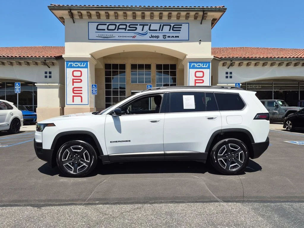 Used 2026 White Jeep Limited image 8