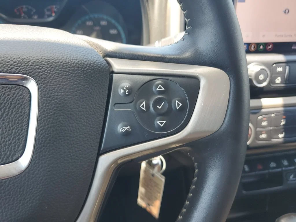 Used 2022 Onyx Black GMC Denali image 21