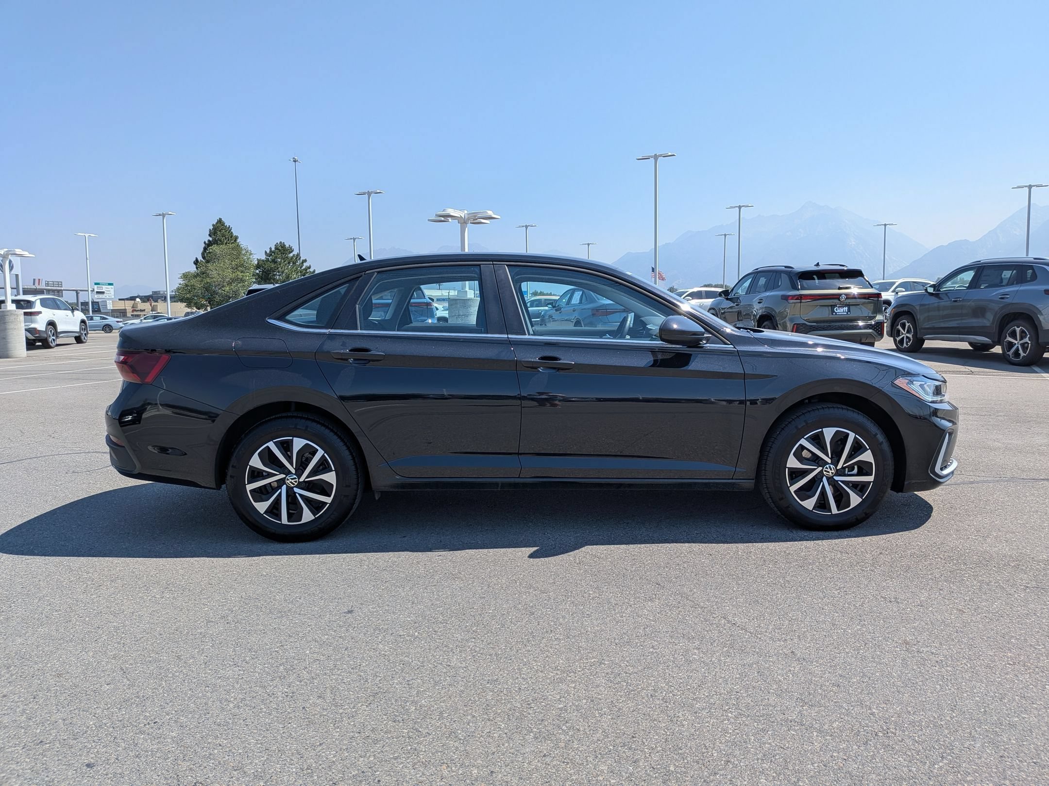 3VW5W7BU7TM005076