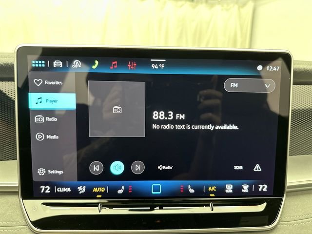 Certified Used 2026 Green Volkswagen SE R-Line Black image 16