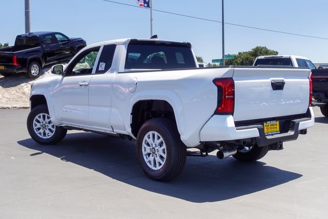 New 2026 Ice Cap Toyota  SR5 image 8