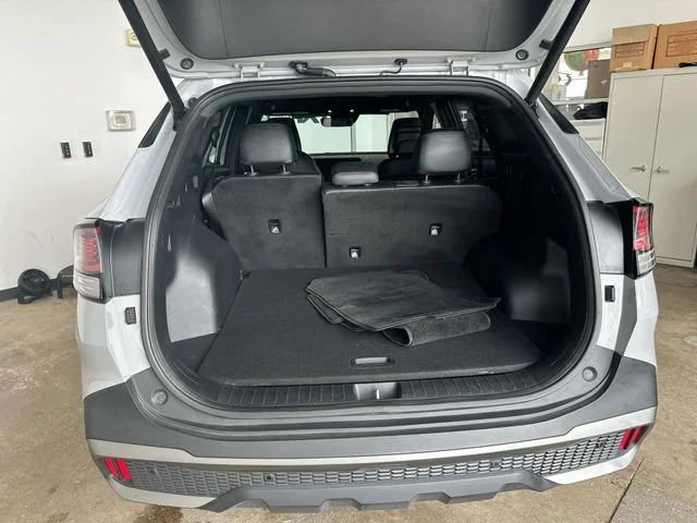 Certified Used 2024 Gray Kia X-Line image 23