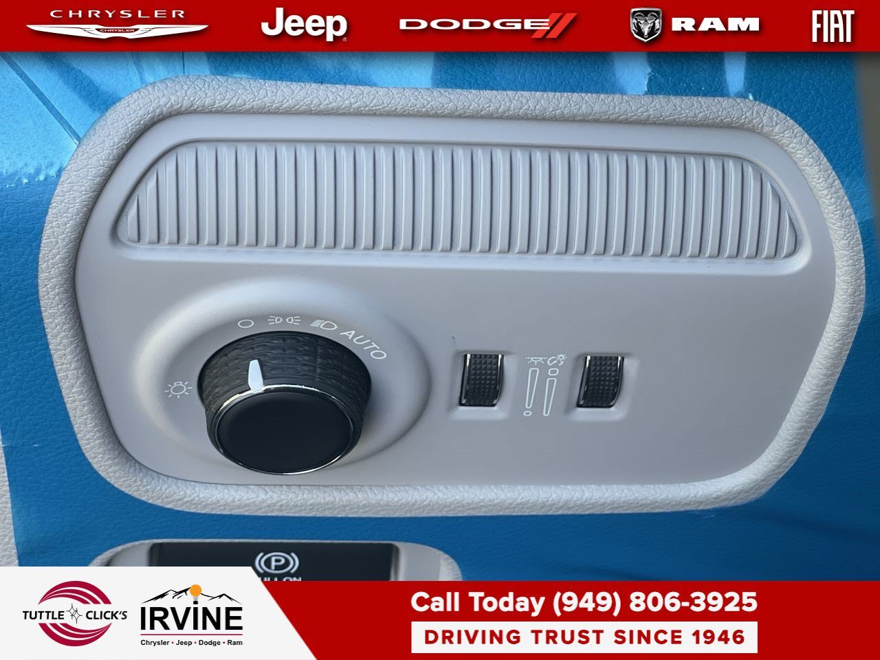 New 2026 Baltic-Gray Metallic Clear-Coat Exterior Paint Jeep Limited Reserve image 21