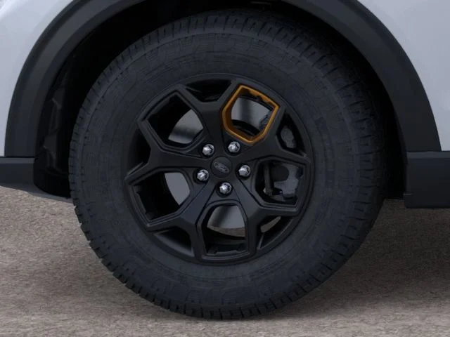 New 2026 White Metallic Ford Tremor image 19