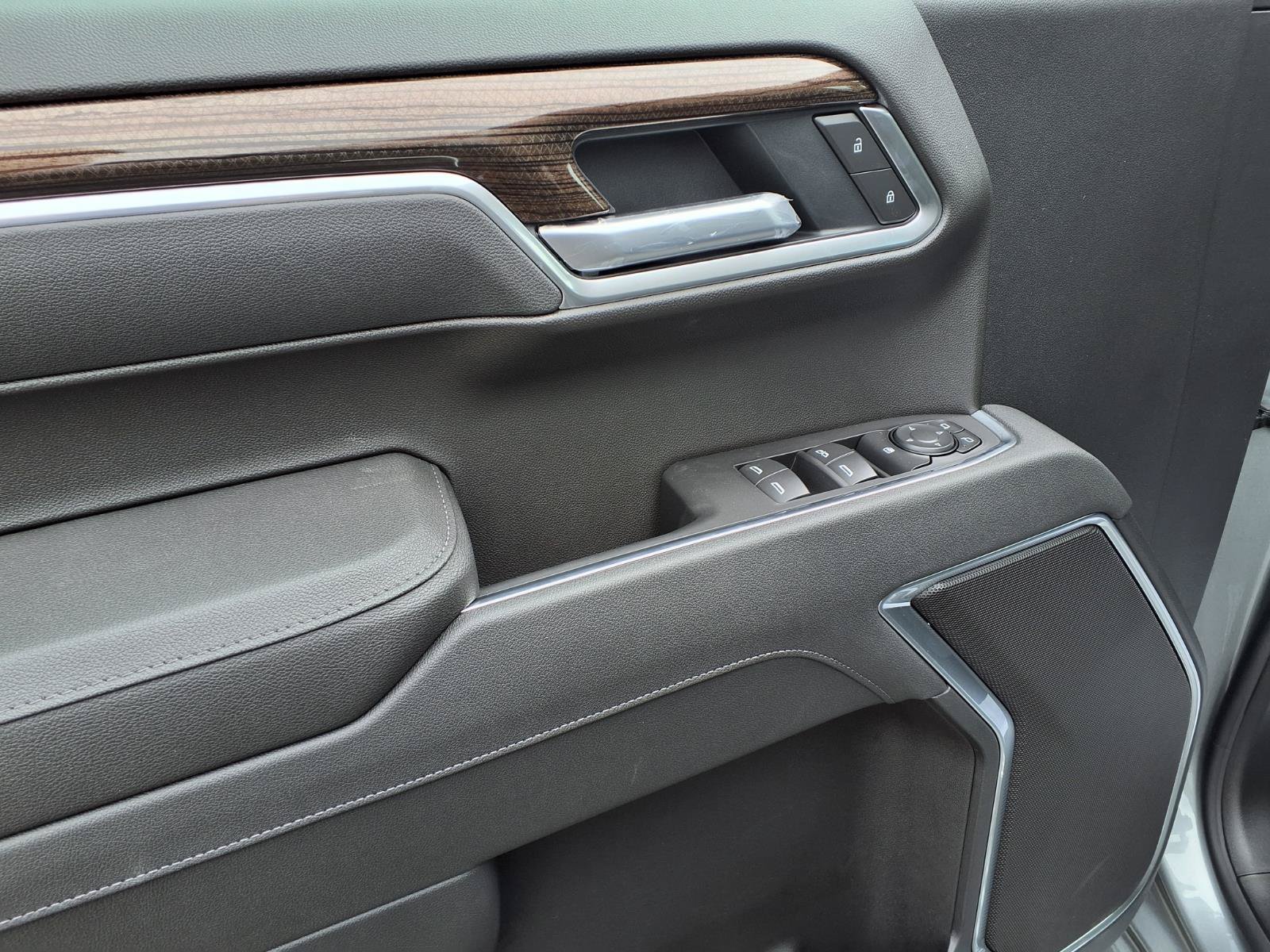 2026 Chevrolet Silverado 1500 LT - Photo 8