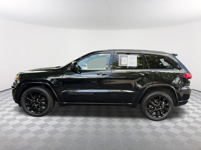 Used 2018 Black Jeep Altitude image 8