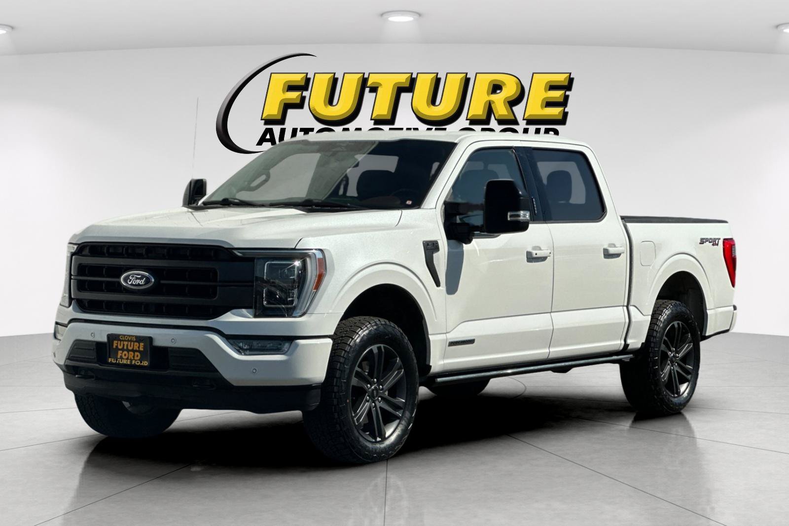 Used 2023 White Ford Lariat image 7
