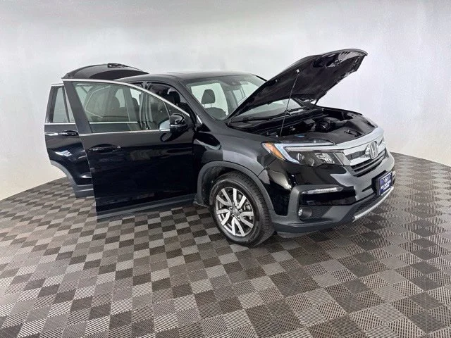 Used 2021 Black Honda EX-L image 12