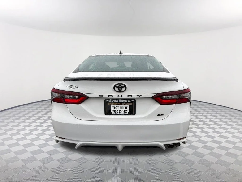 Used 2022 White Toyota SE Nightshade image 6