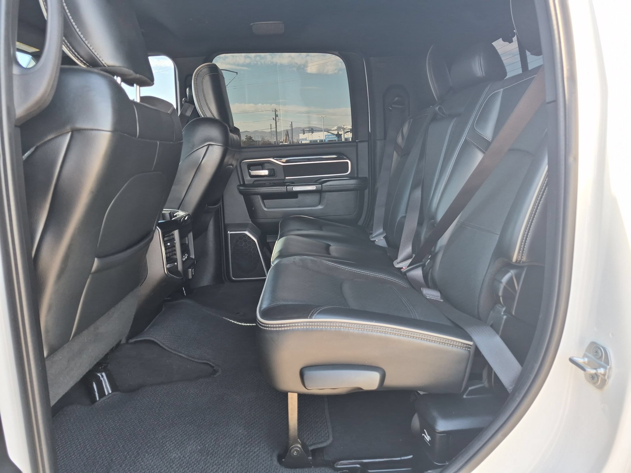 Used 2019 Bright White Clearcoat Ram Laramie image 27