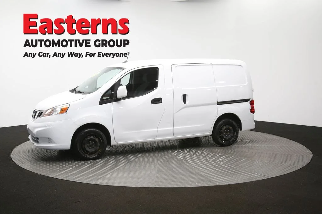 Used 2020 White Nissan SV image 57