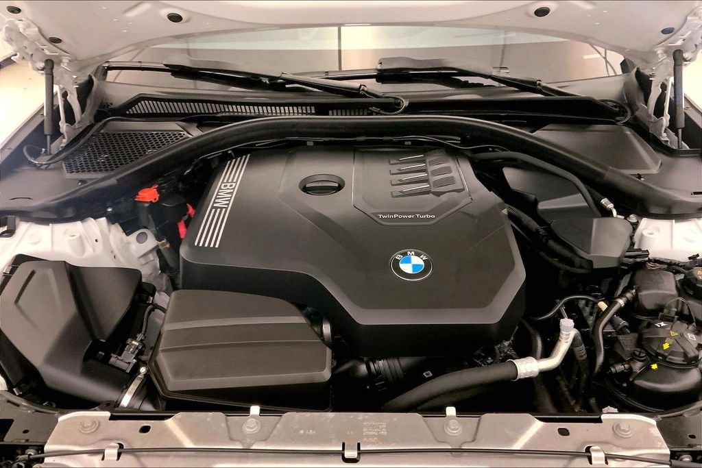 Used 2023 White Metallic BMW 330i xDrive image 9