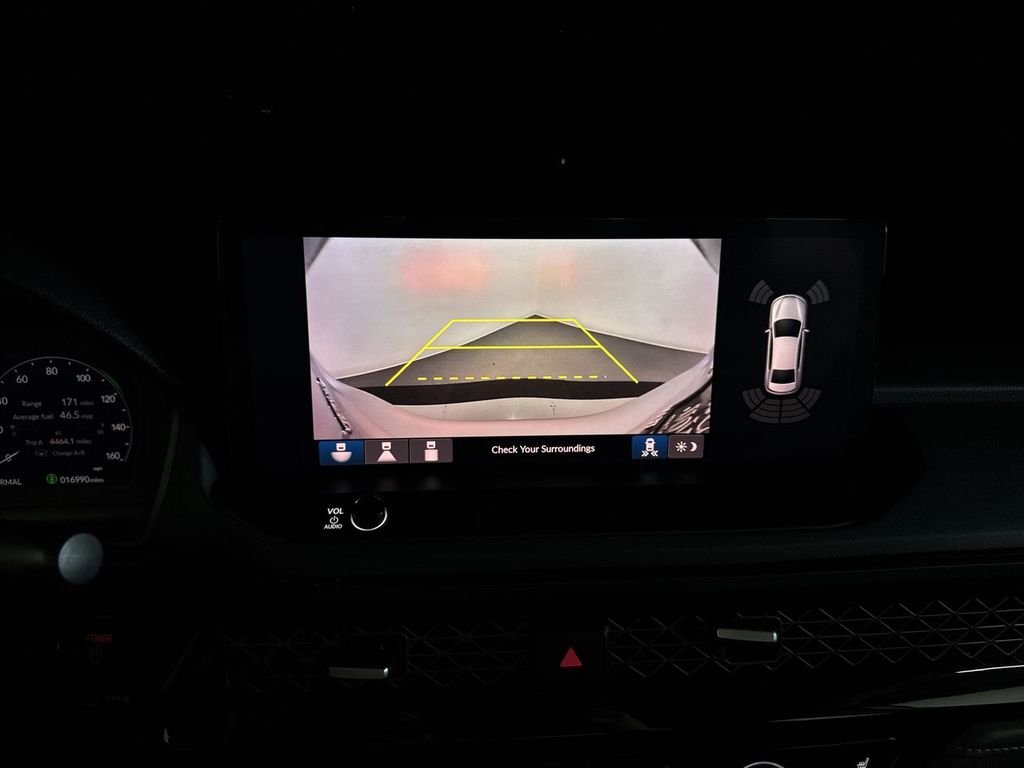 Used 2025 Solar Silver Metallic Honda EX-L image 29