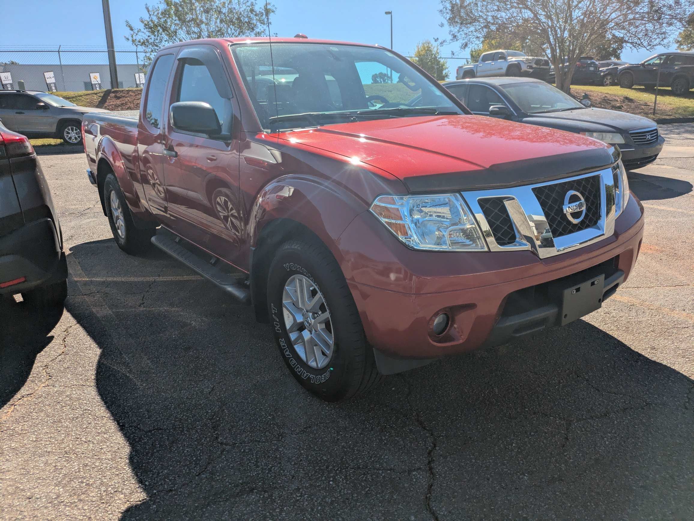 Used 2014 Red Nissan SV image 1