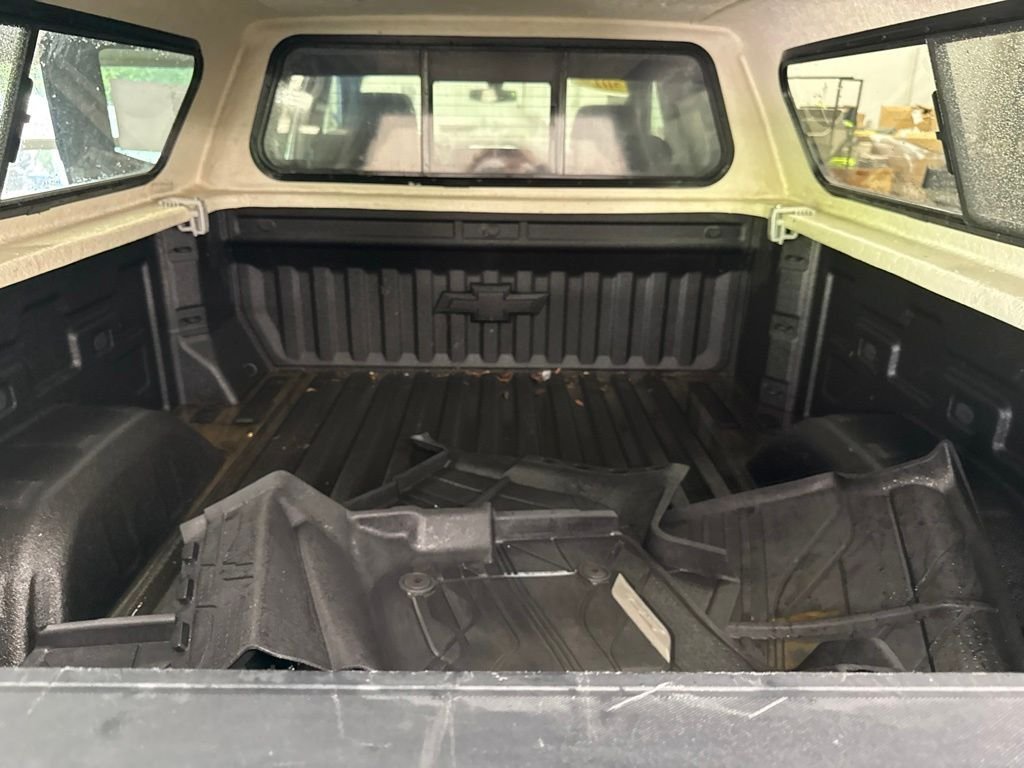 Used 2019 Gray Chevrolet LT image 13