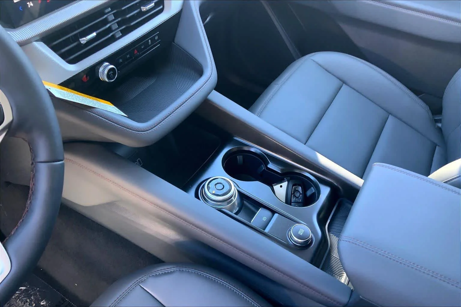 New 2026 Carbonized Gray Metallic Ford Active w/200A Pkg image 10