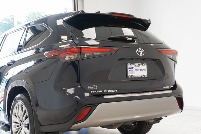 Used 2024  Toyota Platinum image 41