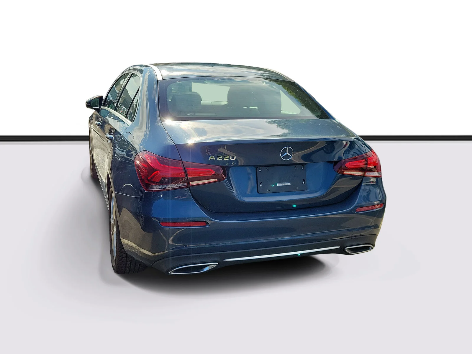 Used 2021 Denim Blue Metallic Mercedes-Benz A 220 image 4