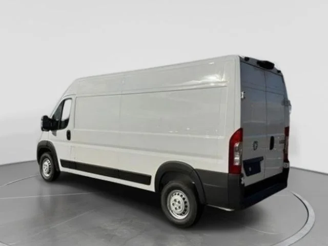 New 2026 Bright White Clear-Coat Exterior Paint RAM High Roof image 4