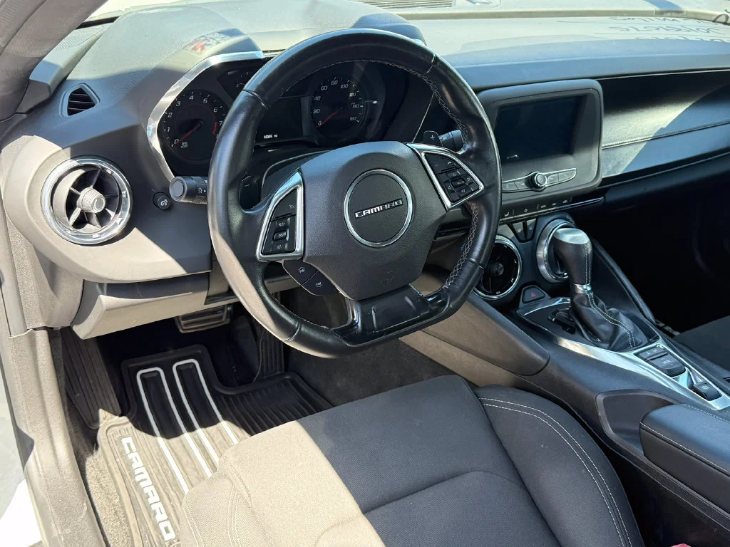 Used 2018 SUMMIT WHITE Chevrolet 1LT image 26