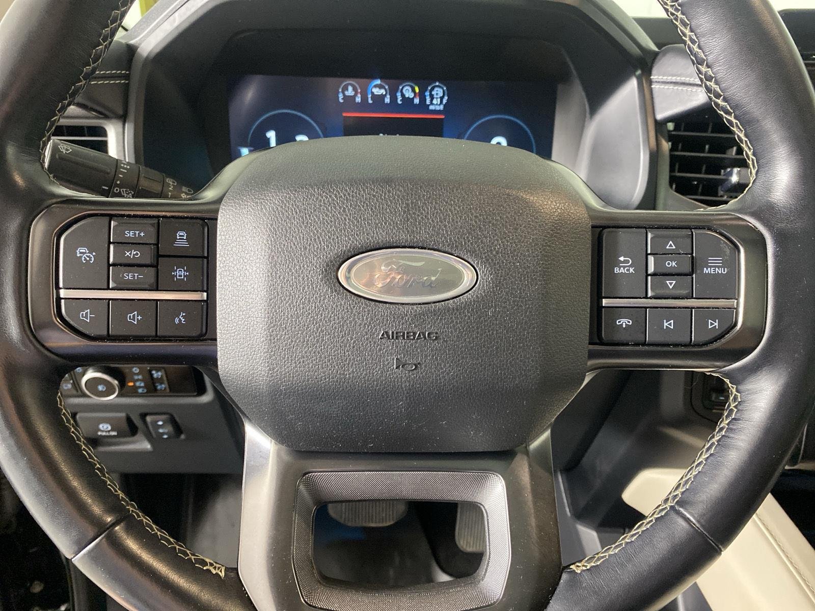 Used 2023 Agate Black Ford Platinum image 17