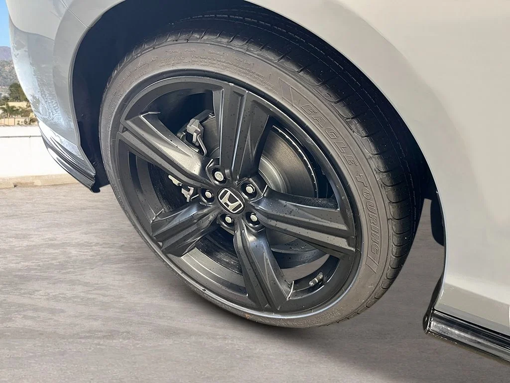 New 2026 Urban Gray Pearl Honda Sport-L image 11