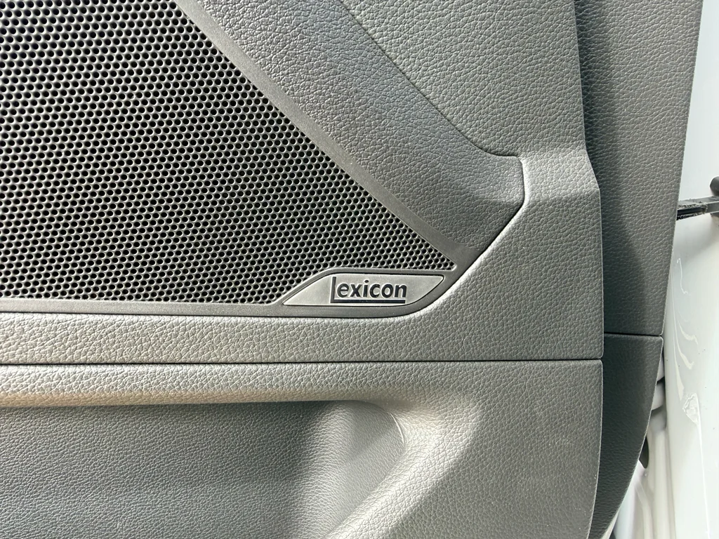 Used 2020 Siberian Ice Genesis 3.8L image 11