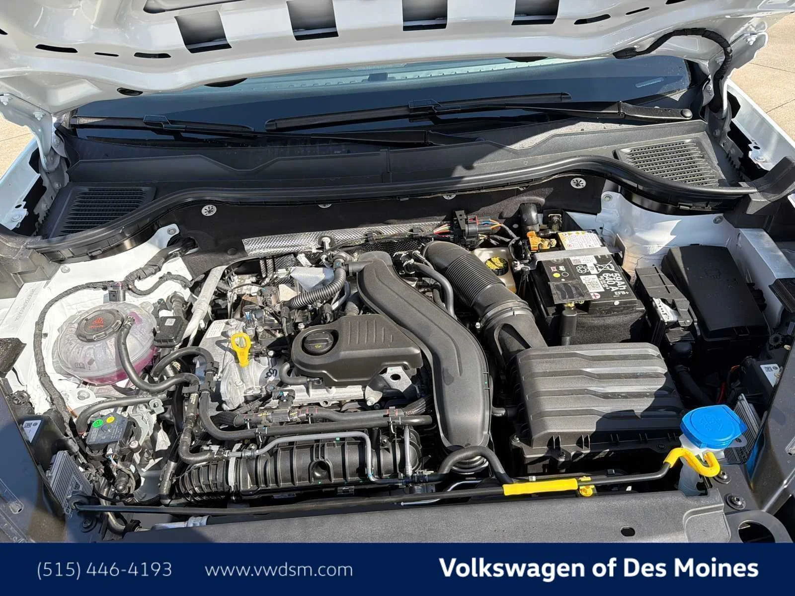 New 2026 Pure White Volkswagen SE image 9