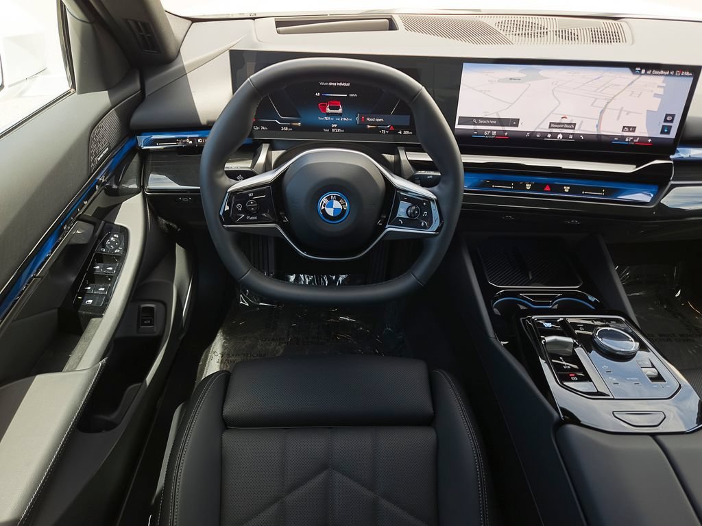 Used 2026 Alpine White BMW eDrive40 image 20
