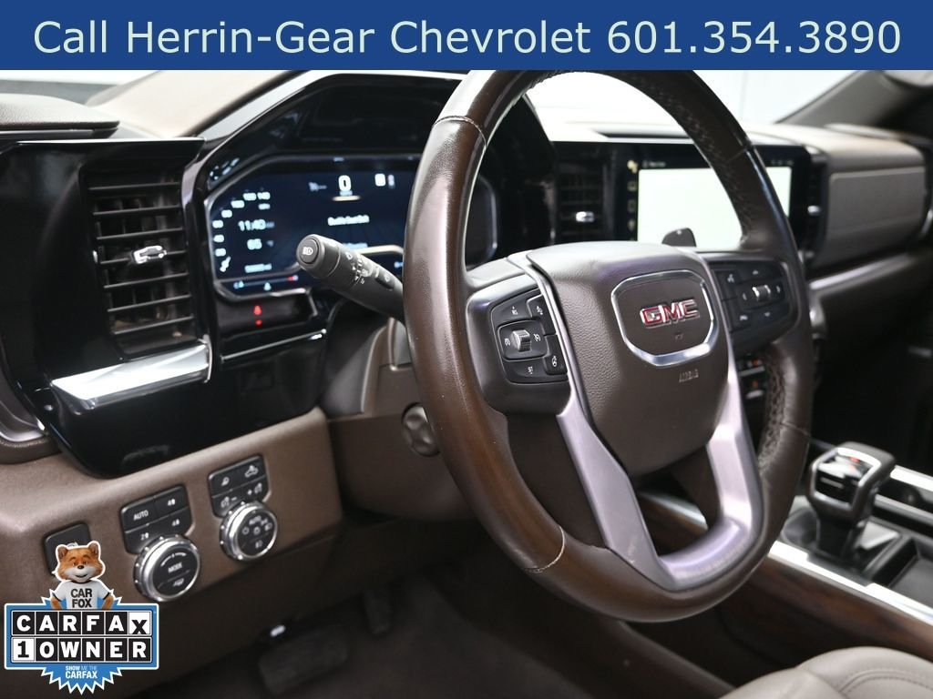 2023 GMC Sierra 1500 SLT - Photo 12
