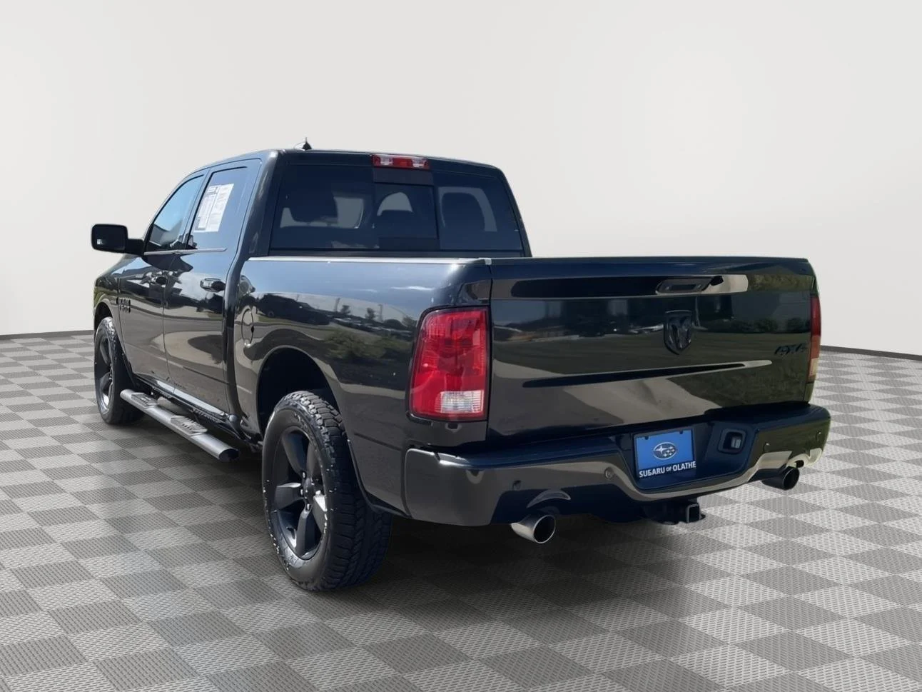 Used 2018 Brilliant Black Crystal Pearlcoat Ram Big Horn image 9