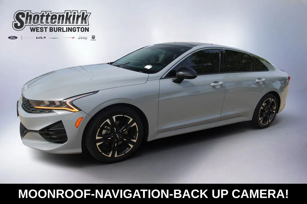 2022 Kia Optima GT-Line AWD's photo