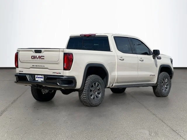 2026 GMC Sierra 1500 AT4X - Photo 4