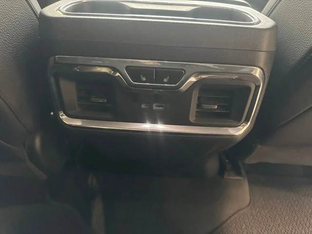 2025 GMC Sierra 3500HD Denali - Photo 41