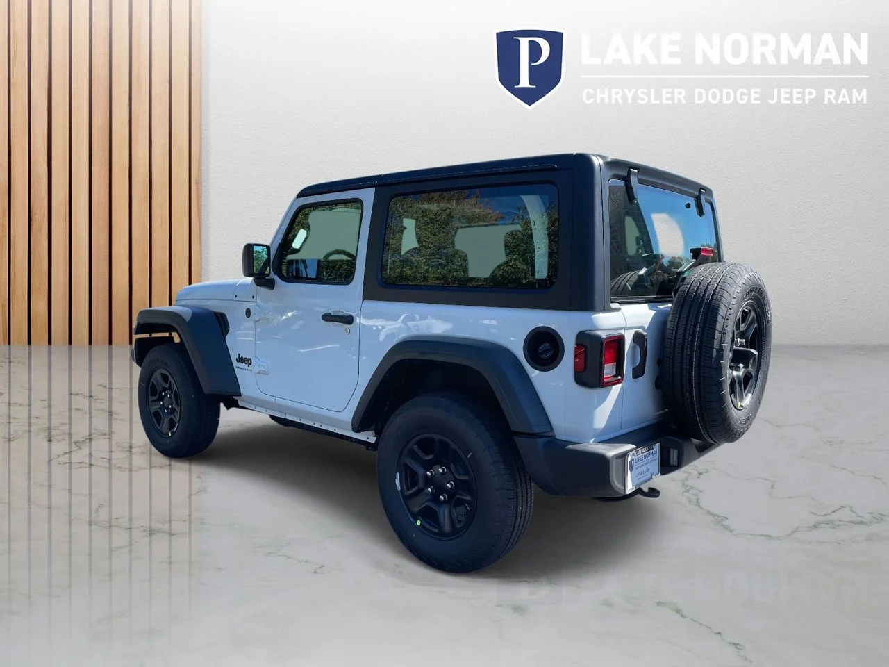 New 2026 Bright White Clear-Coat Exterior Paint Jeep Sport image 7