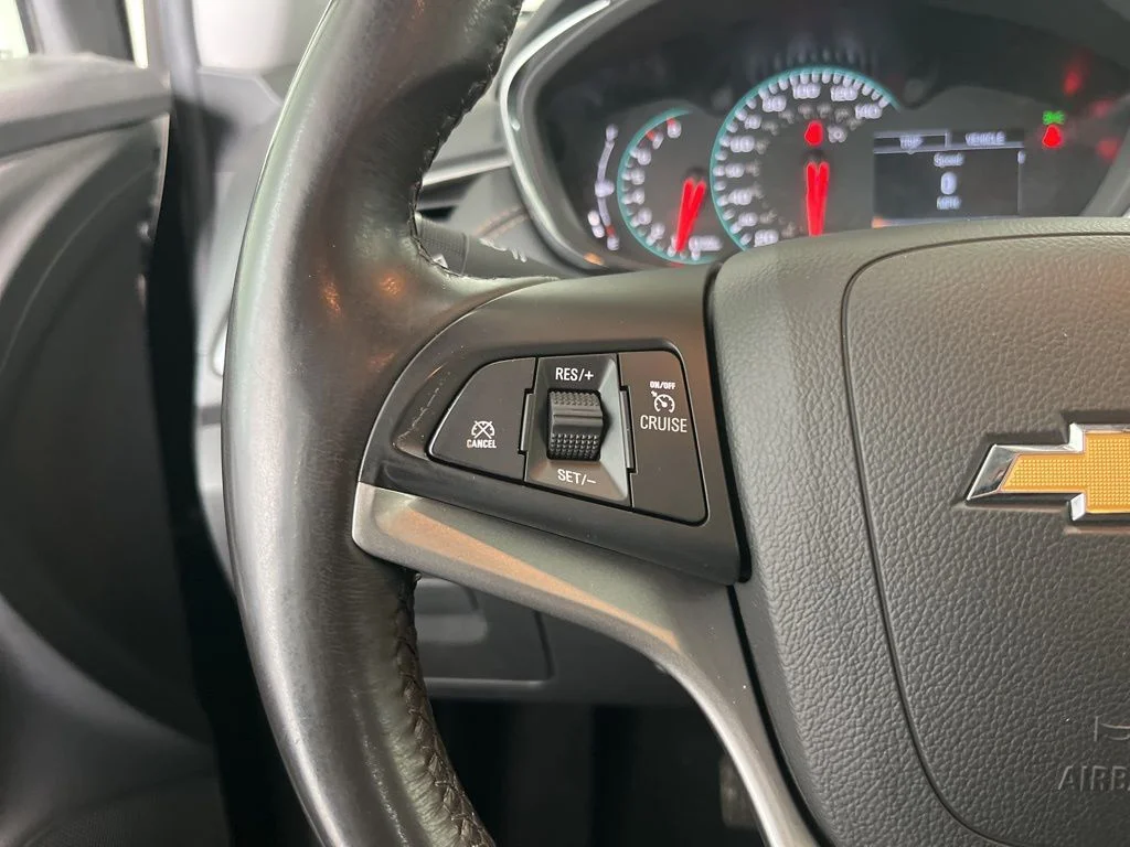 Used 2022 Black Chevrolet LT image 6