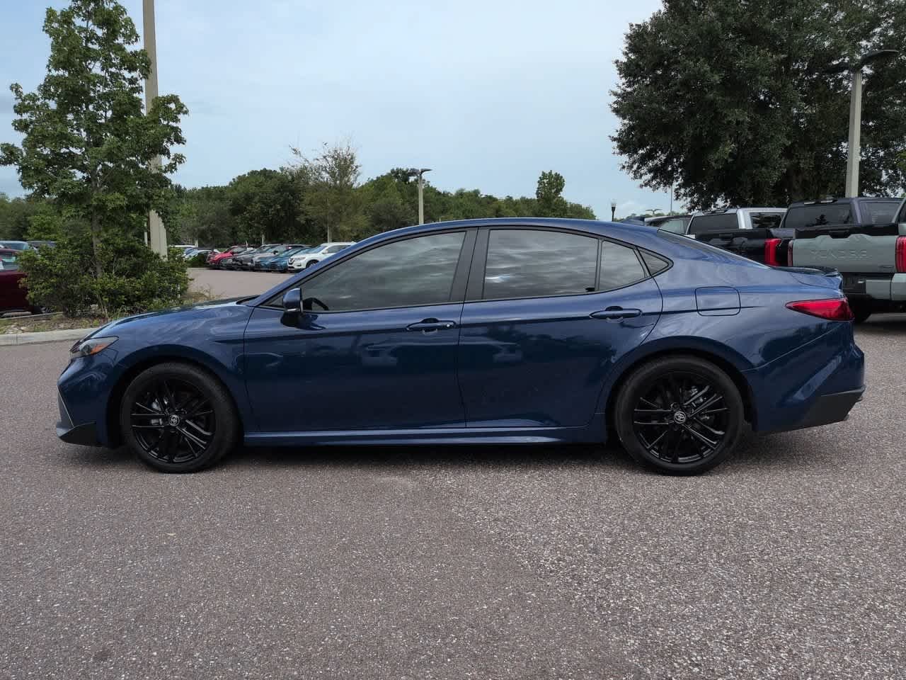 Used 2026 Reservoir Blue Toyota SE image 3