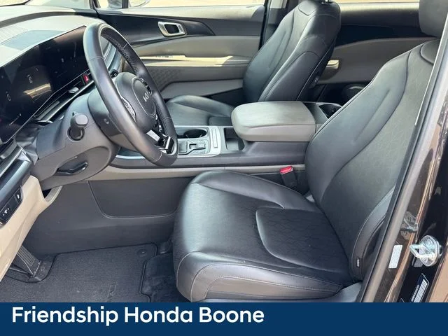 Used 2025 Gray Kia LXS image 7