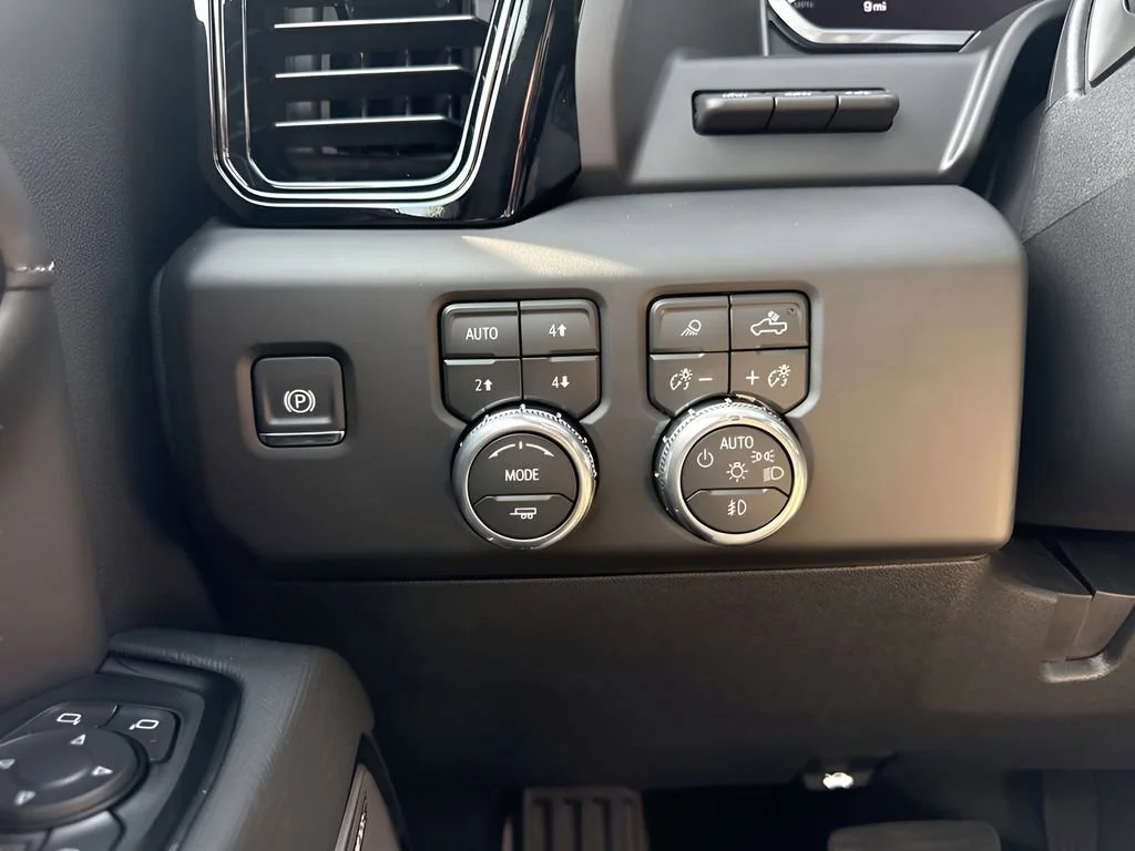 New 2026 Onyx Black GMC AT4X image 27