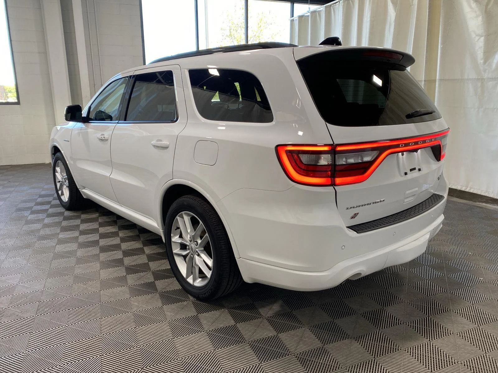Used 2025 White Knuckle Dodge R/T image 5