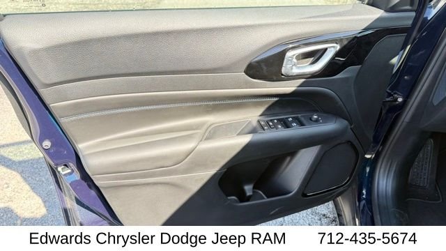 New 2026 Fathom Blue Pearl-Coat Exterior Paint Jeep Limited image 15