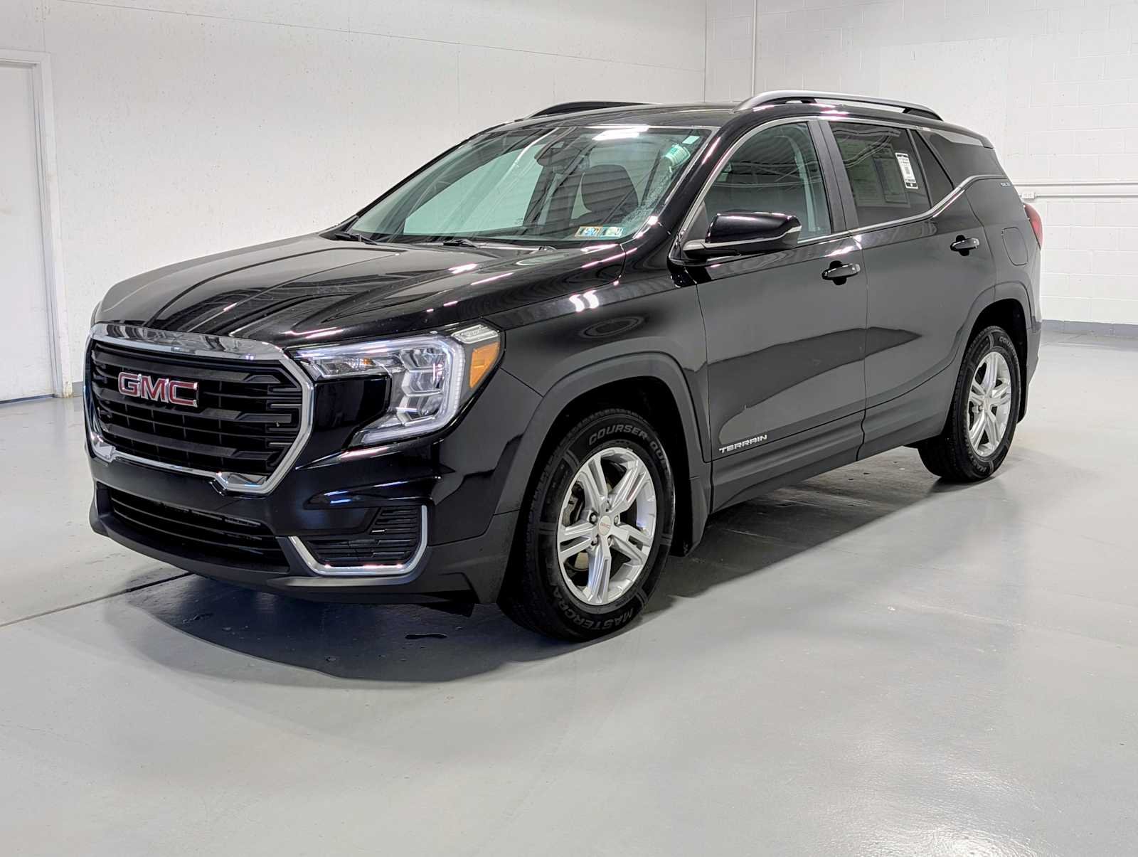 2022 GMC Terrain SLE AWD's photo