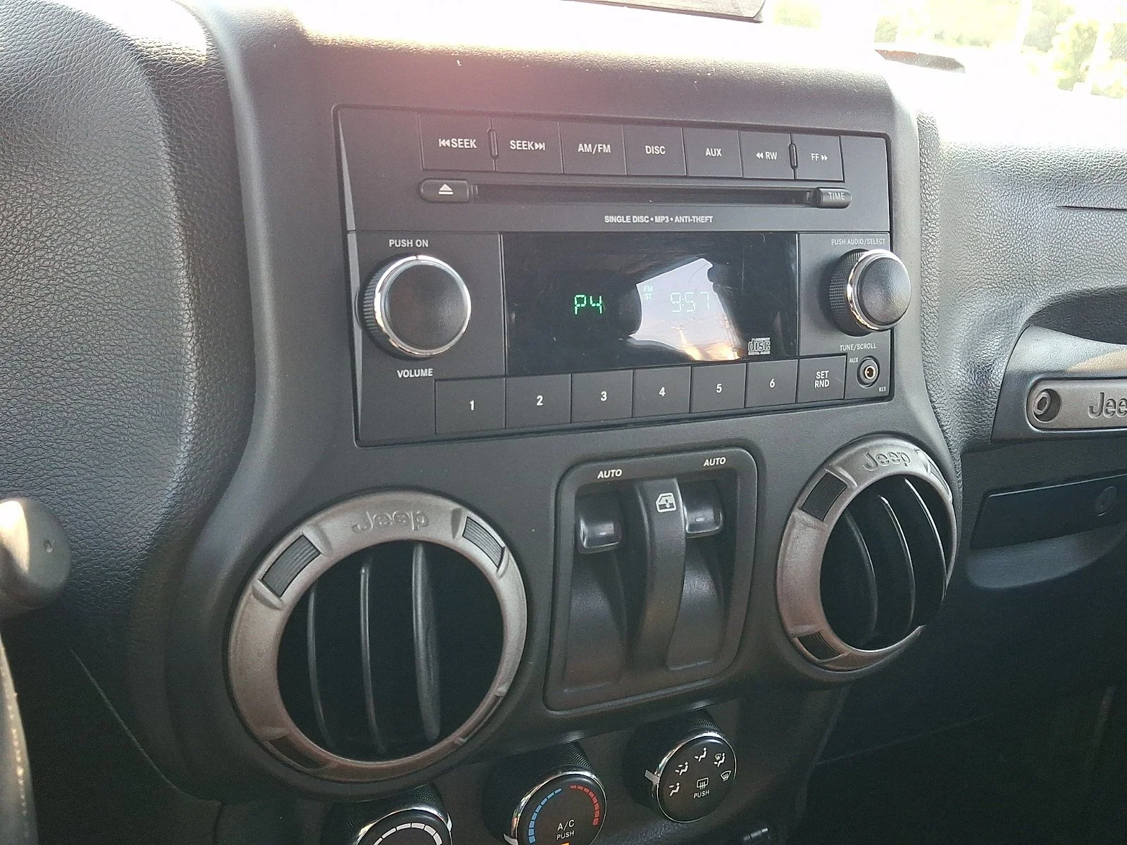 Used 2015 Copper Brown Pearlcoat Jeep Sport image 18