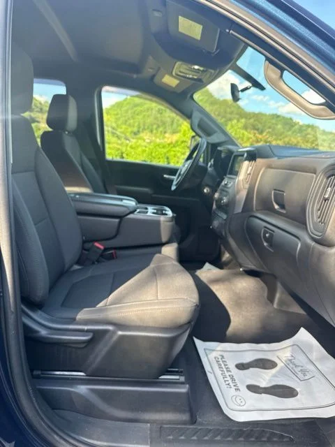 Used 2022 Blue Chevrolet Custom image 31